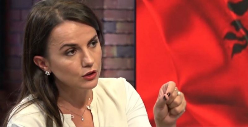 37BEB4E4-0217-470C-A76E-5A5C52247160