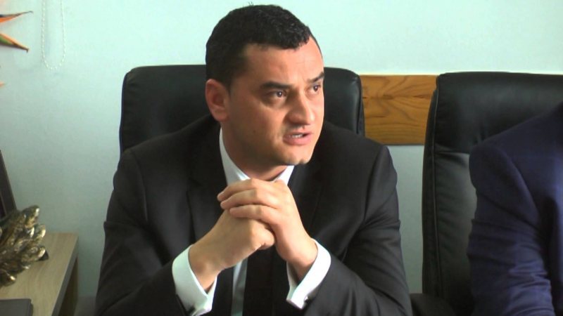 8AE7F505-FF97-4B84-BE08-90ECCBB20BC0