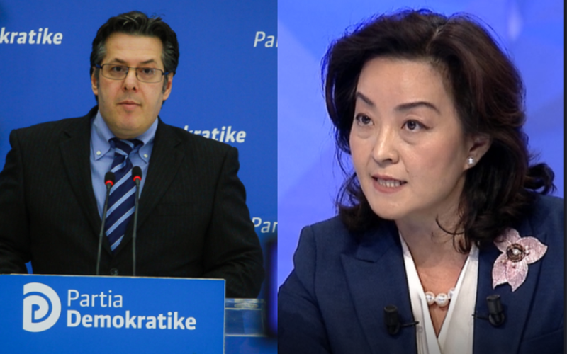 AFD8CFCF-831A-446F-BDDE-599A337B8186