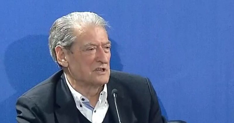 E4A04E12-EA29-4C2F-955A-4D5ABF85B74C