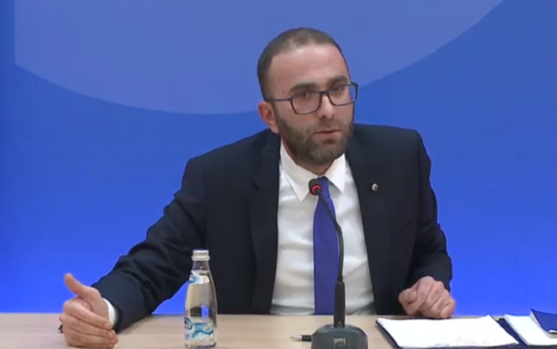 1C7E4947-D5D7-46E7-A13E-947AF9B13CFB