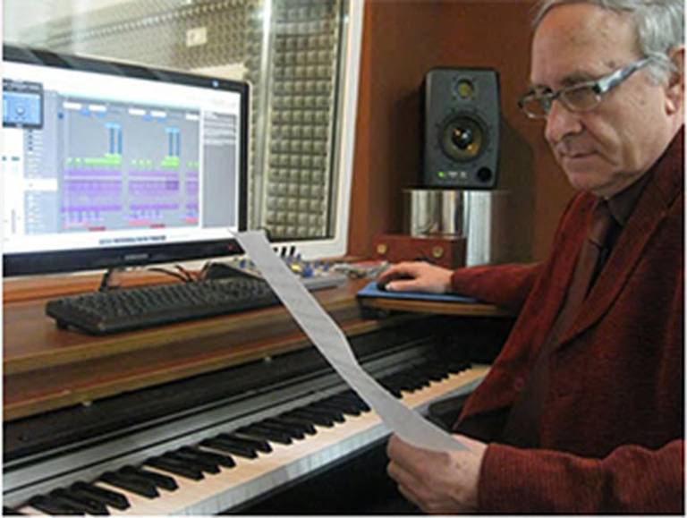 Aleksandër Peçi:  Ministria e Kulturës dhe TKOB të përgjigjen pse kaq i gjatë ky muzg 35-vjeçar për baletin dhe rreth 20-vjeçar për operën shqiptare