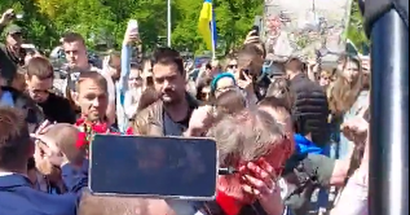 9E1C9166-1747-4085-8526-9466AED7D0D3