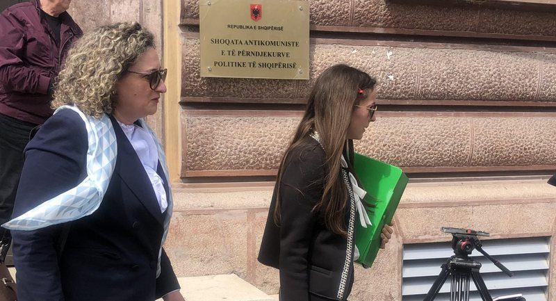 BF26FC7B-99CF-46F0-B508-BFEC60370F04