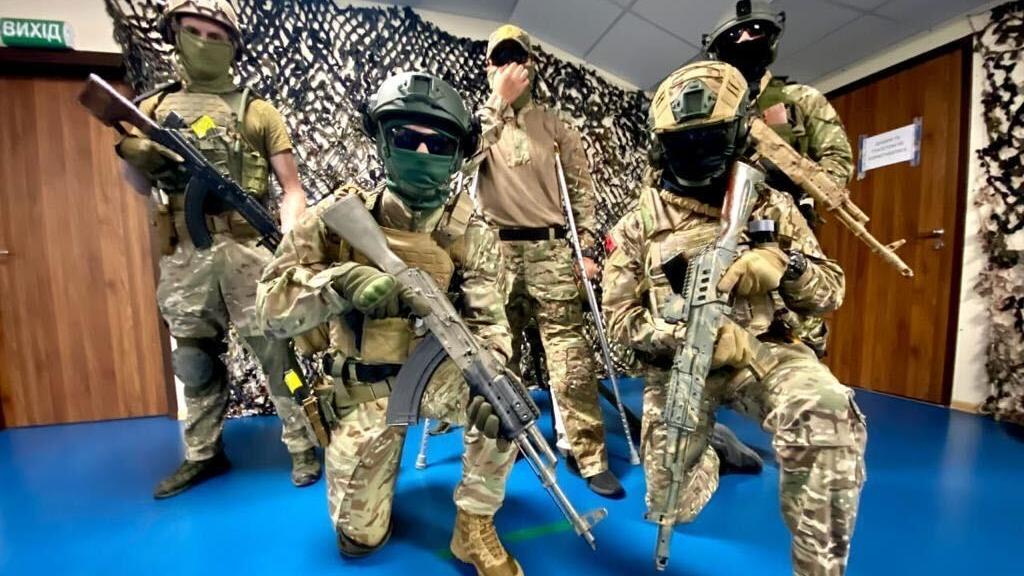 DE0F1B67-FCCA-4996-8D81-E342738FD96D