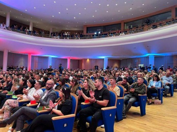 8995785C-D149-4641-B93E-8055A3C323DE