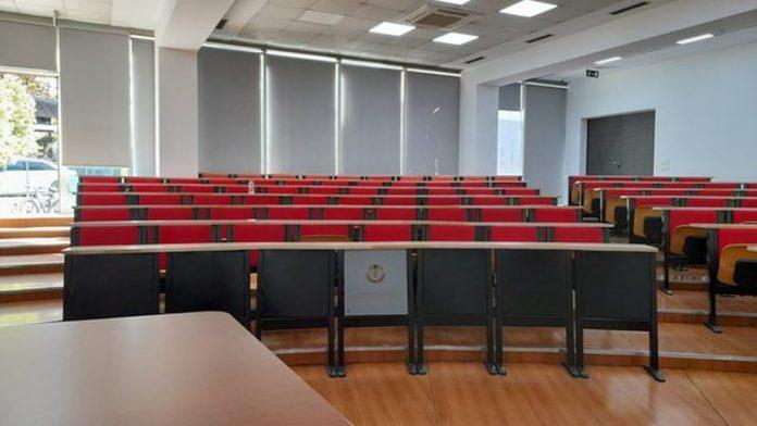 DAD113C8-E556-4B88-B3B9-49F4345ED80D