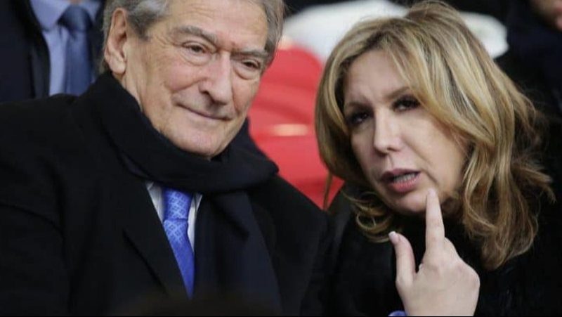 FAB8A5D2-7417-4101-A3C7-1A94AB75CDF3