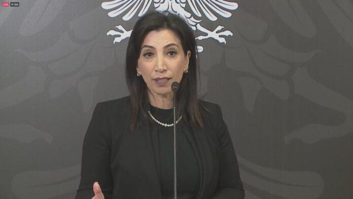 34C2D631-8AC0-4418-B4DD-AC99E09A9F12