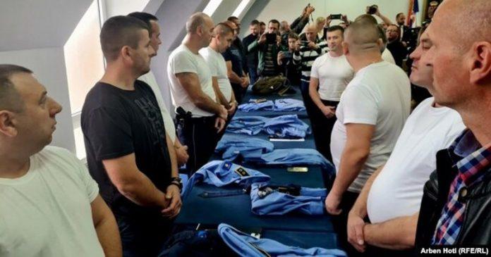 AFD961B9-B6F5-4D67-BF54-546D55D37D8F