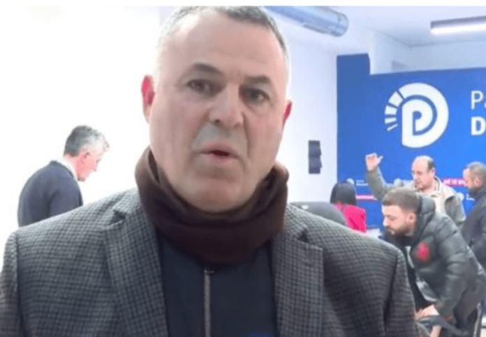 2B558483-853A-4B6E-A0BA-CF581A4EEBA3