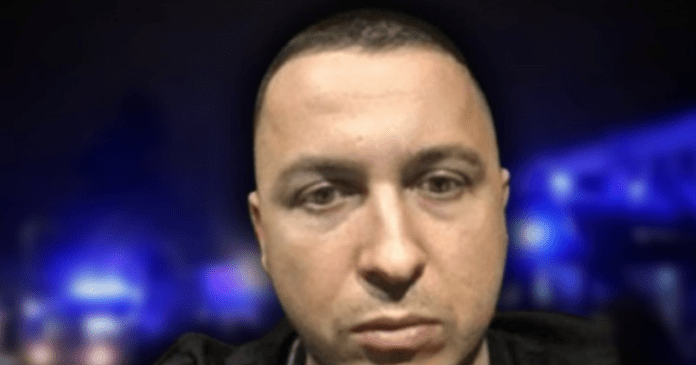 86398949-D22B-429D-8999-1508C2B1056B