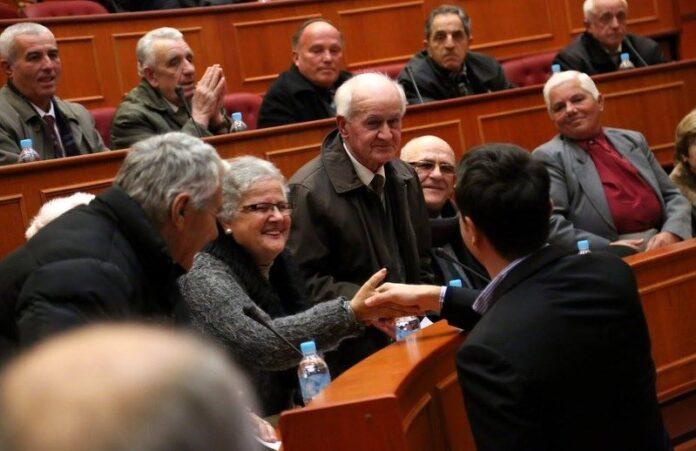 A325C30E-1718-4946-92B2-EBEB395092FA