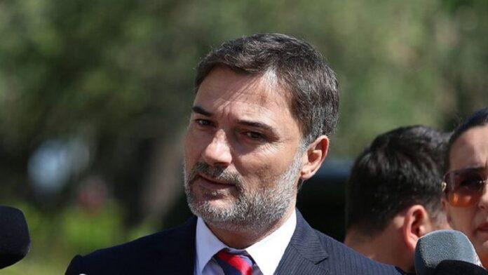 00E1CDC0-1695-494B-9CD7-BA701F9E5880