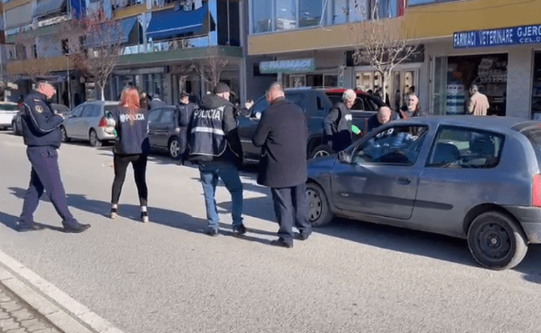 Sherr, grushte dhe plumb në bark! Si ndodhi konflikti në mes të Fierit