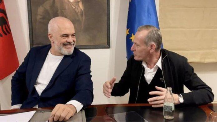 6D077D77-CF92-4153-BF26-382F28C4EB04