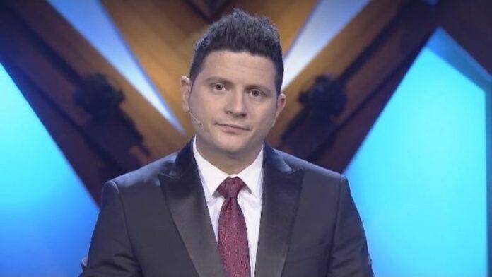 8459FECF-09FE-4974-AA69-0D5747CD5E90