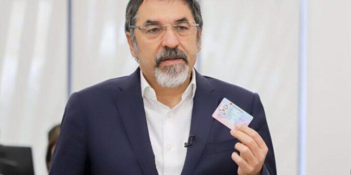 9BCDFD11-6920-4744-8185-E41ED74C78CC