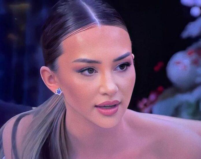 C1160EDE-3B75-400F-8430-A59B4F9A74F2