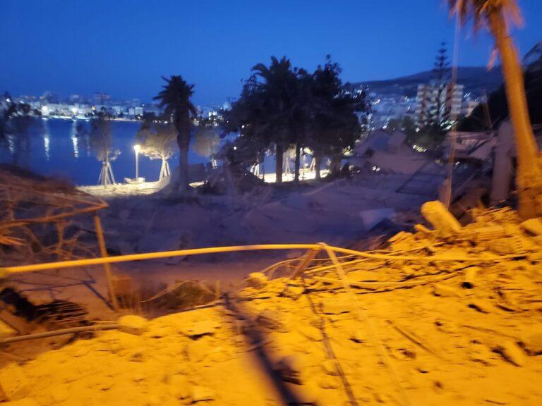 Terror në Sarandë, shembet me tritol hoteli, dëmtohen dhjetëra biznese e banesa