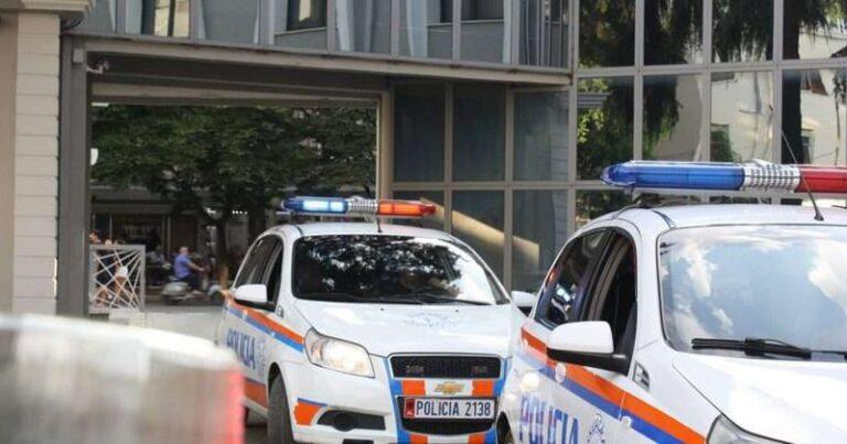 Brenda javës vodhi rreth 3 mijë euro, familja që e punësoi e denoncoi/ Si i ngriti ‘grackë’ policia pastrueses Elida Kodra në Tiranë