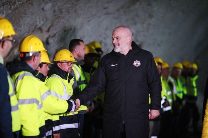 C009D77F-6EE2-43C3-A88A-C1A44279FF21