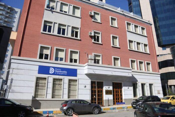 8A30F31F-9EE0-47A5-8BA7-6EFD5E03DE84