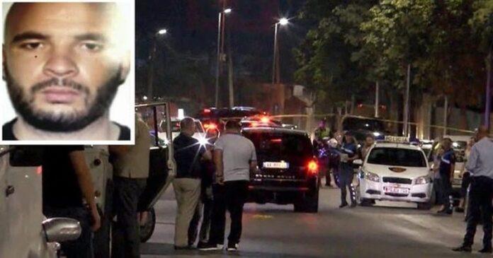 8DD8DDA9-E776-4F19-B748-169630D9B43F