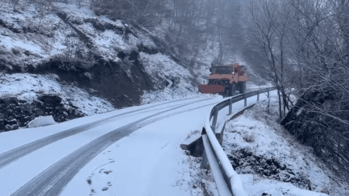 D9963645-2535-43DC-852E-D885C574E062