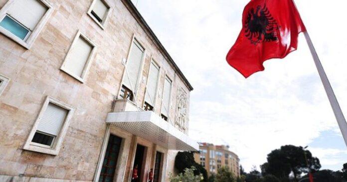 25540B31-F5B7-4EB4-A16B-71A11370DDE2