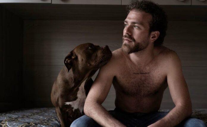 B7A77502-37DC-44E7-A74D-180737E215E9