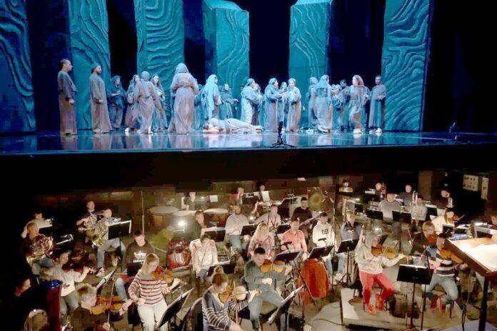 F630B128-3A95-4ECF-A298-B30663EB5D87