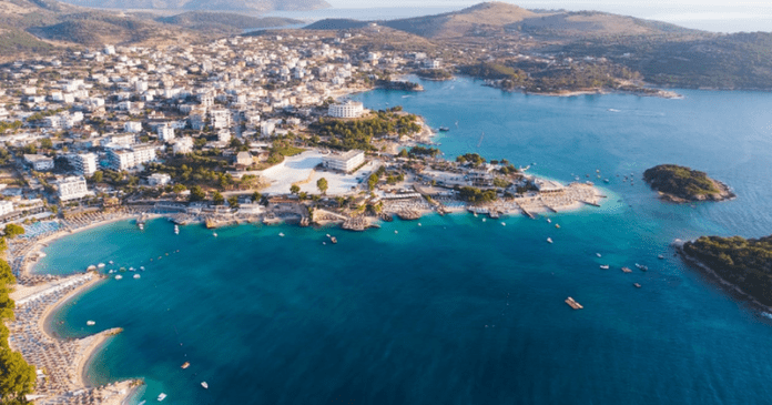 1EFB9113-7679-4A2D-8CAB-DDE4C266FF7D