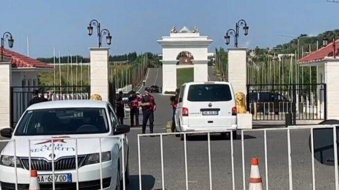 3ADDF262-DA93-4505-8398-6F0F7ACAA630