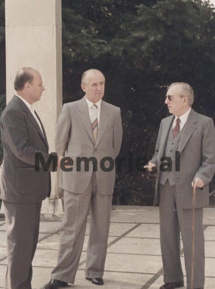 586292D3-8E97-418B-9851-AD7CE9705AB0