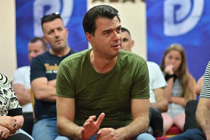 9806015A-39B6-4022-9DBB-667DC7733579