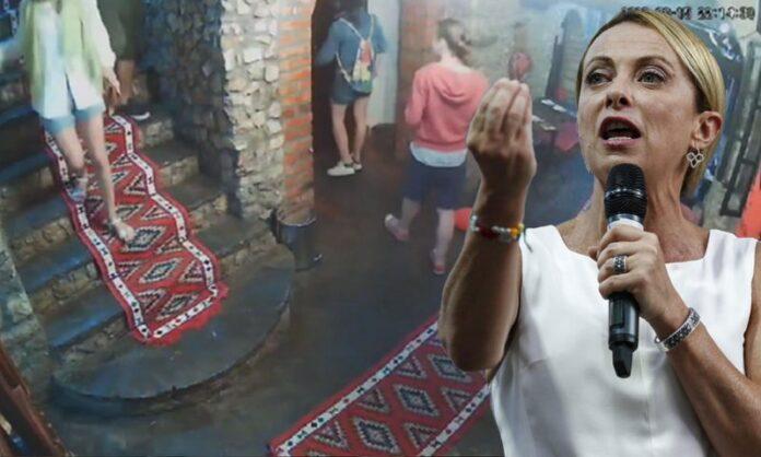 54E4717C-24D5-49E9-8E11-00DA273E4E13