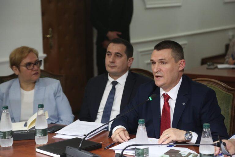 “Drejtues të lartë të Policisë së Shtetit, bashkëpunëtorë me krimin e organizuar!”/ Kreu i SPAK ngre shqetësimin: Është ulëritëse, kemi proceduar 70 efektivë