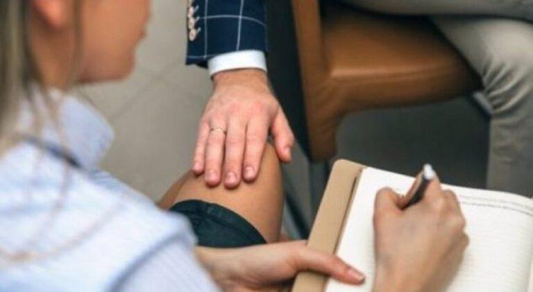 Mësuesja e shkollës 9-vjeçare në Tiranë denoncon drejtorin për ngacmim seksual