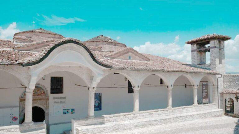 Ikona “Krishti i Gjithëpushtetshëm” e Onufrit pas restaurimit i shpëton degradimit