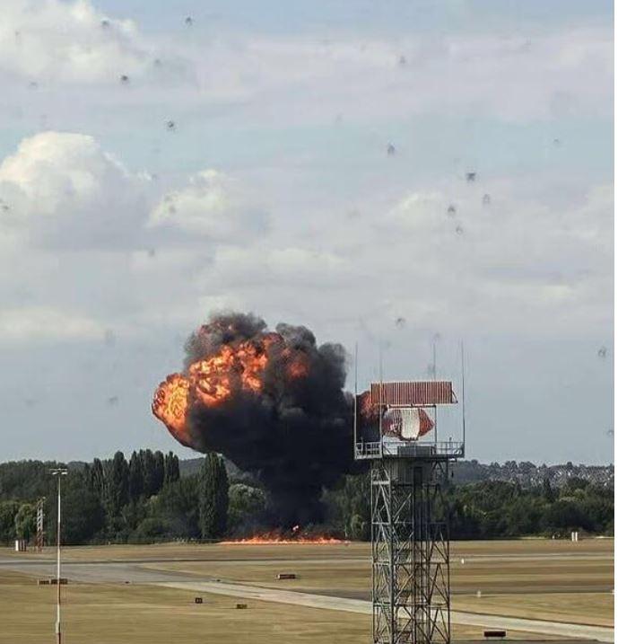 (Video)Southend në Britani, rrëzohet avioni pak minuta pas ngritjes nga pista