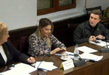 “Të gjithë thonë deputeti- deputeti, por ‘ujku’ të than” – Erion Braçe kërkon hetim të pasurisë për drejtorët e Tatimeve dhe Doganave