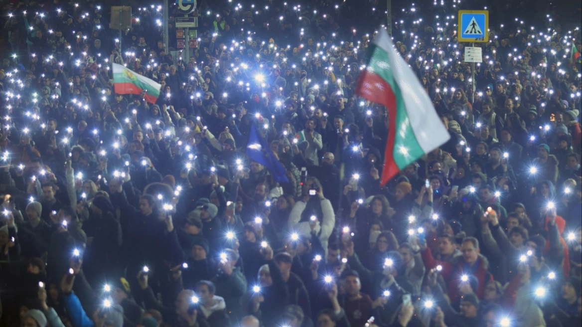 Mijëra bullgarë protestojnë kundër korrupsionit në vend
