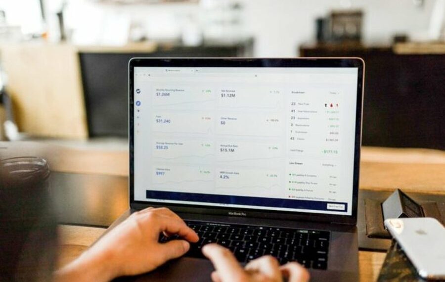 “SelfCare” dhe “e-Albania” në kolaps, prej 2 ditësh aktiviteti i bizneseve është bllokuar