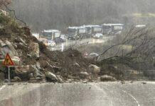 Ministria e Mbrojtjes: Situata më problematike, në Gjirokastër! Ja akset e bllokuara