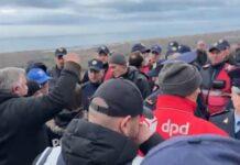 Protestë për resortin në Rrjoll të Velipojës, banorët përplasen me policinë