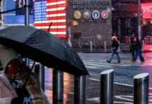 Verilindja e SHBA-së rrezikohet nga stuhia e borës, anulohen mbi 3500 fluturime, shpallet gjendja e jashtëzakonshme në disa qytete