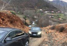 Librazhd–Pogradec i mbyllur, automjetet i drejtohen Egnatias. “Ringjallet” rruga ku 2 mijë vite më parë kalonin karvanët romakë