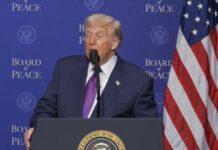 ‘Kemi fundosur 9 anije iraniane”, Trump në TruthSocial: Shkatërruam krejtësisht selinë e tyre detare, do vijojmë ti ndjekim dhe të tjerat