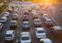 Rritja e çmimit të karburantit, Agjencia Ndërkombëtare e Energjisë: Punoni nga shtëpia dhe ulni shpejtësinë në rrugë